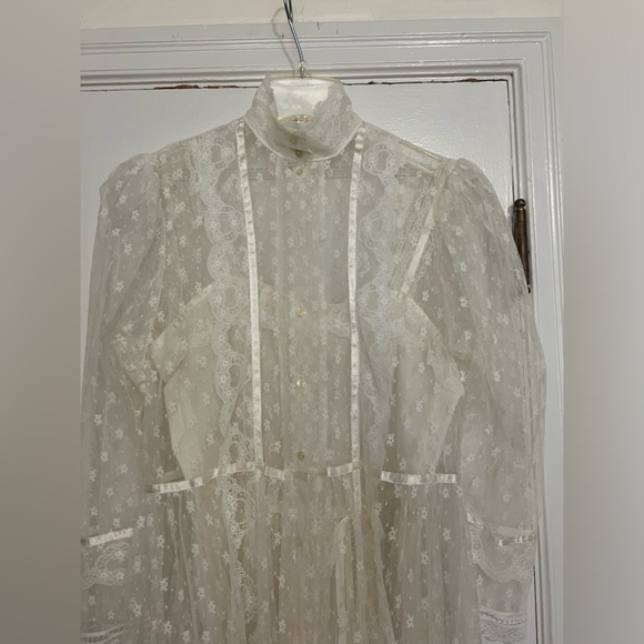 Vintage Gunne Sax 2 piece dress / lace slip and lace peignoir set - Picture 4 of 16